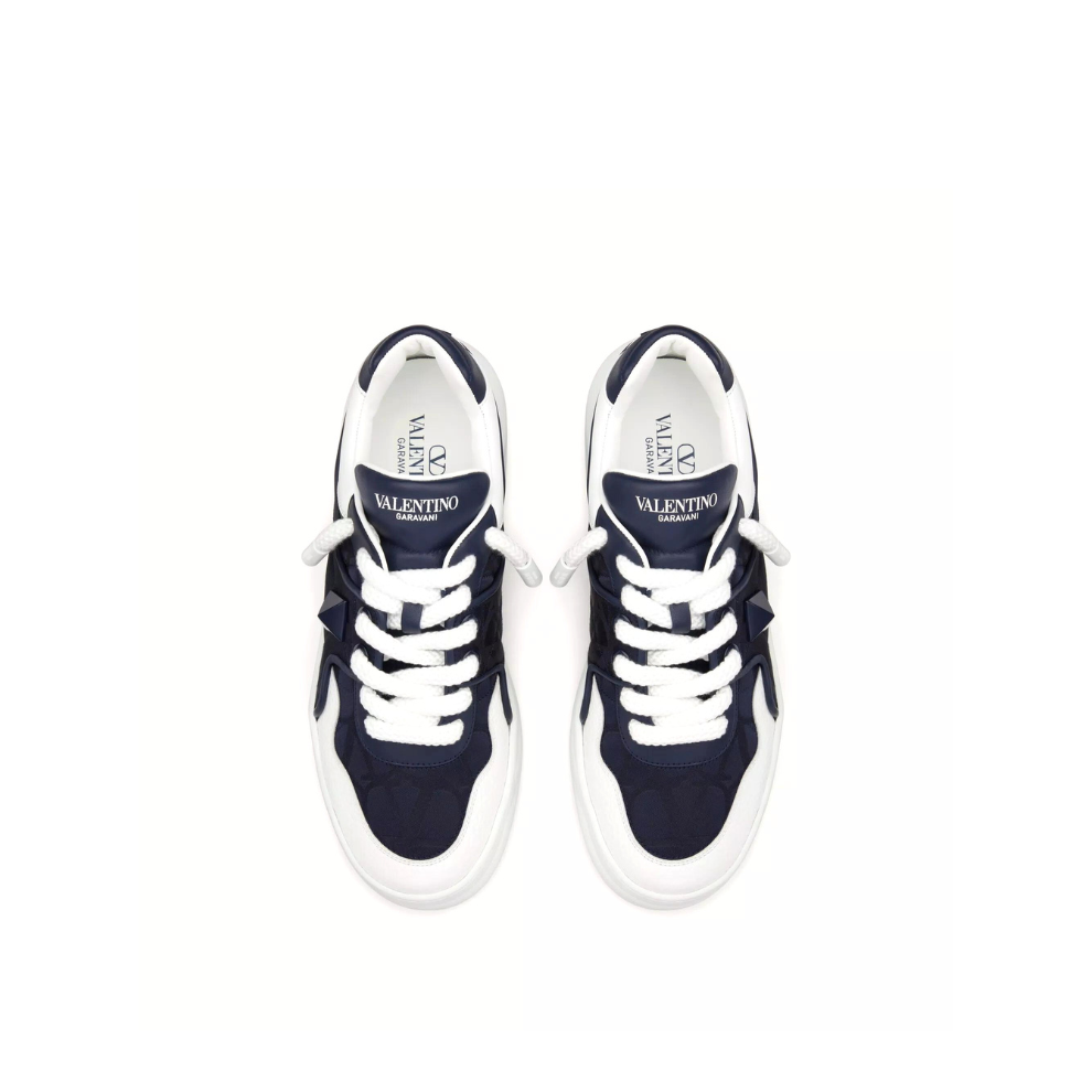 Valentino ONE STUD XL LOW-TOP SNEAKER