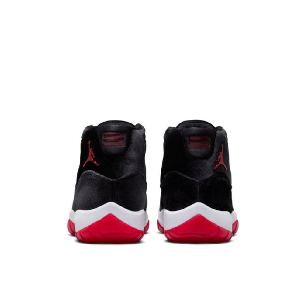 Air Jordan (WMNS) Air Jordan 11 'Bred Velvet'