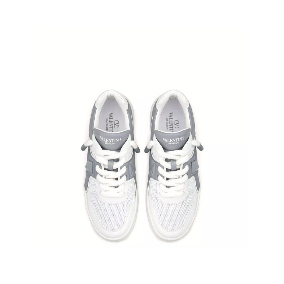 Valentino ONE STUD XL LOW-TOP SNEAKER