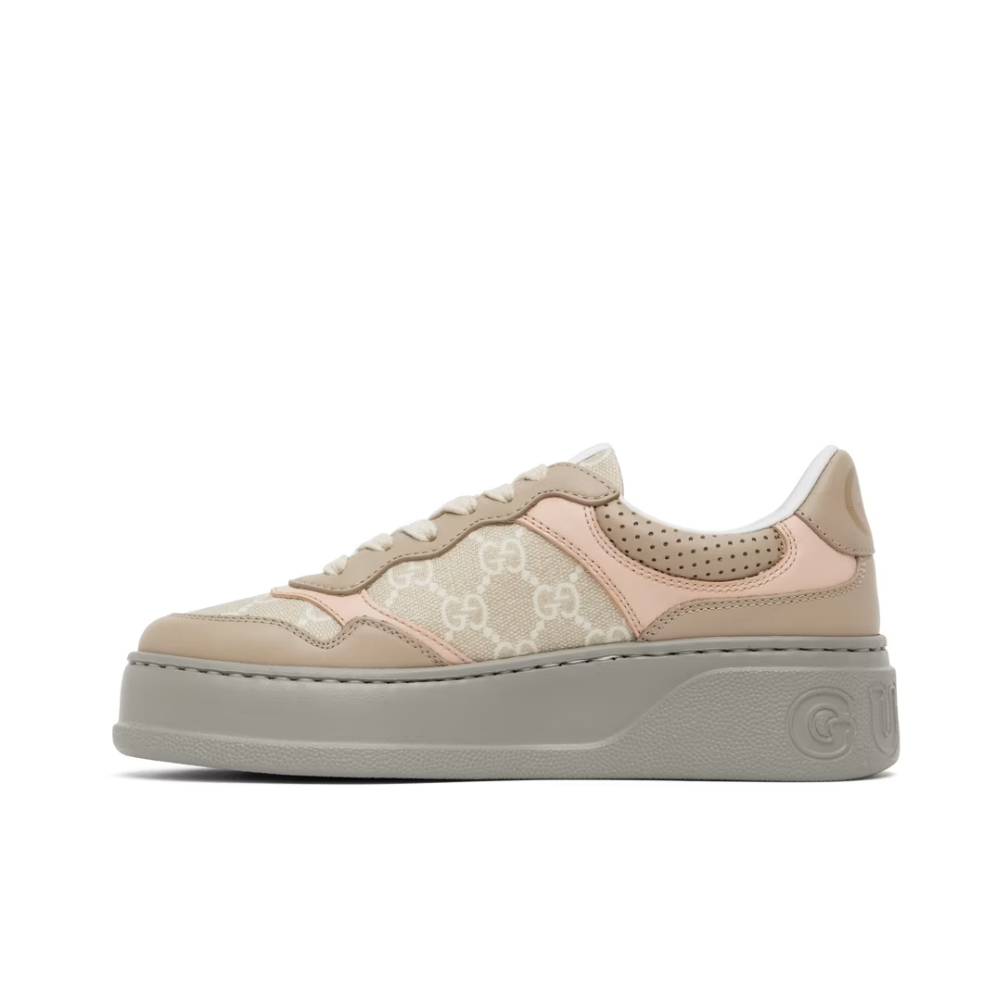 GUCCI Taupe GG Sneakers